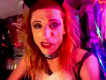 Stripchat Adult Webcam of TgirlBrat