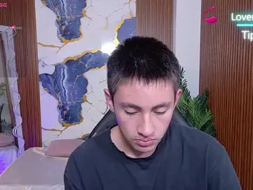 Stripchat Adult Webcam of Andres_Tay