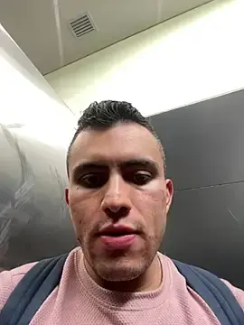 Stripchat Free Porn Cam of LucasJewely