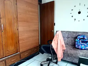 Stripchat Best live sex cam show of Majo_Soussa
