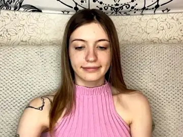 Stripchat Watch Live Sex Cams of Shinin_Robi