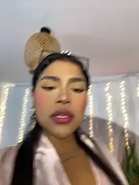 Stripchat Free Live Porn of Mariangel_11
