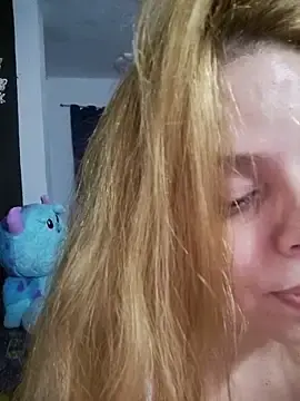 Stripchat Live Sex Cam of laila_d
