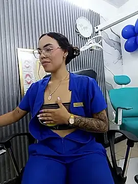 Stripchat Live Sex Cam of daniela-sexy