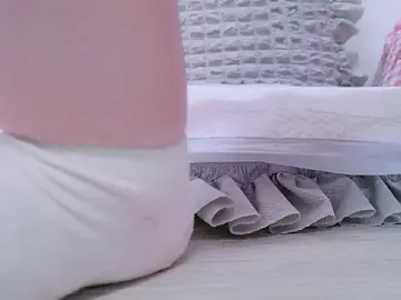 Stripchat Watch Live Sex Cams of x--Miu--x