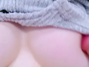 Stripchat Nude Webcam of x--Miu--x