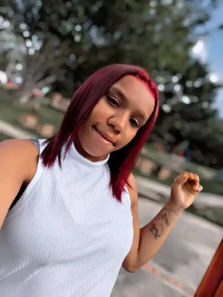 vanesablack18