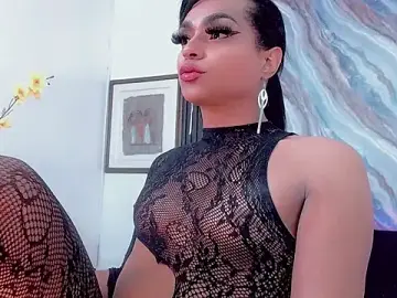 Stripchat Best live sex cam show of bellatrixx_69
