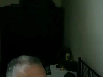 Stripchat Adult Webcam of 100Tauros