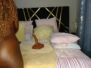Stripchat Best live sex cam show of NaughtyMilf_Lilly