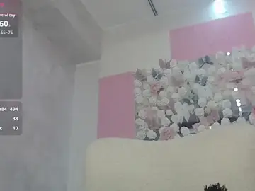 Stripchat Live Sex Cam of EmberLuna_