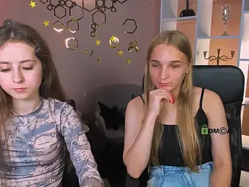 Stripchat Free Live Porn of rebecca_smile