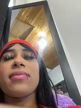 Stripchat Live Sex Cam of Zaabrina_20