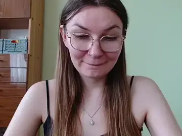 Stripchat Watch Live Sex Cams of LooveELLYx