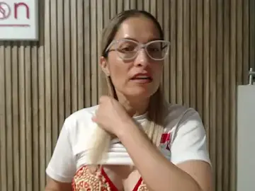 Stripchat Live Porn of Greys_Mandahian