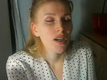 Stripchat Watch Live Sex Cams of JuliaMuuun