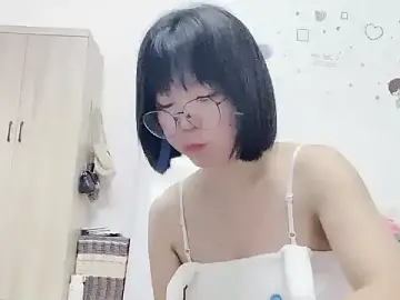 Stripchat Free Live Porn of Belle-LL