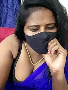 Stripchat Adult Webcam of Siri_telugutamil95