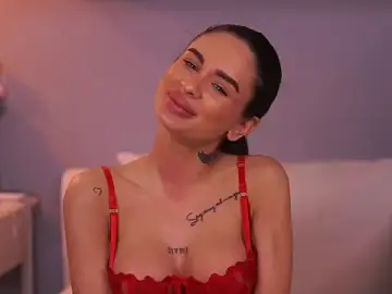 Stripchat Free Live Porn of LeilaKali_