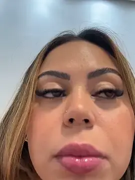 Stripchat Free Live Porn of lariic