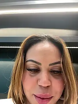 Stripchat Free Live Porn of lariic