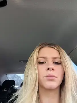Stripchat Watch Live Sex Cams of Love_Bri