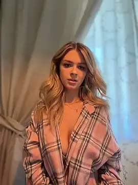 Stripchat Watch Live Sex Cams of Love_Bri