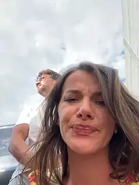 Stripchat Free Live Porn of fit_vic