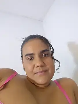 Stripchat Adult Webcams of AntonellaShot