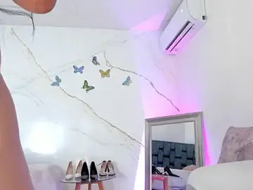 Stripchat Watch Live Sex Cams of IsiisLovei