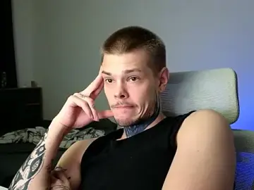 Stripchat Adult Webcam of DENIS_HERE