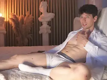Stripchat Sex Cam of tommyjoyer