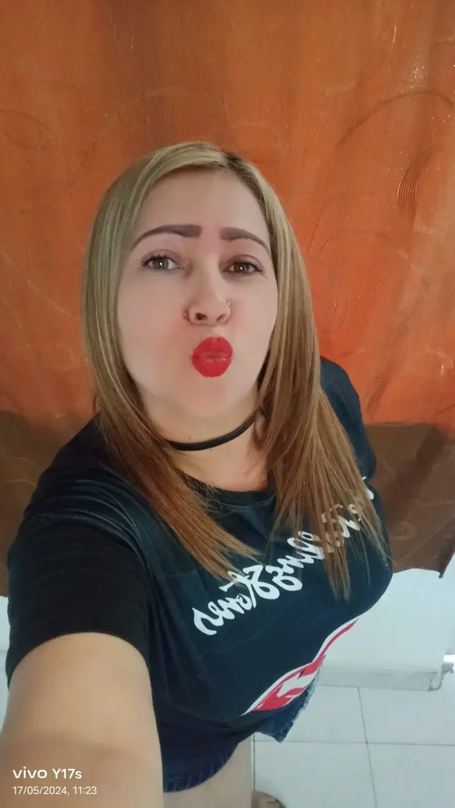 Danna_topless