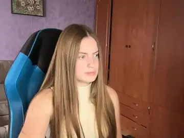 Stripchat Best live sex cam show of SilkSinner_
