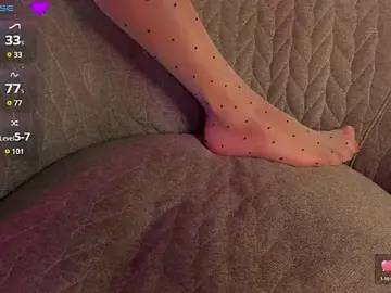 Stripchat Free Porn Cam of angel_mozz