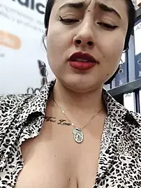 Stripchat Watch Live Sex Cams of _Sarah-Office1