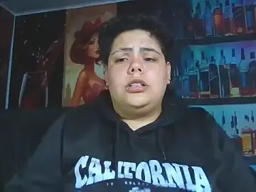 Stripchat Watch Live Sex Cams of Hailey_Curvy