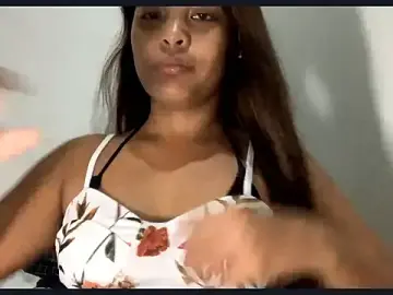 Stripchat Free Live Porn of Bunny_Kisss