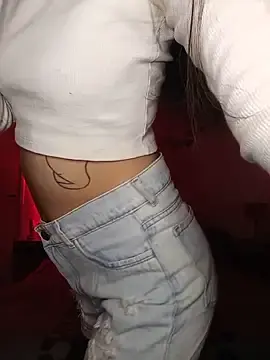 Stripchat Live Sex Cam of Maia_0