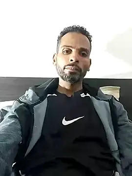 Stripchat Free Porn Cam of BlackAlphaPrime