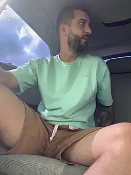 Stripchat Private Sex Chat of Pablo_Hornyguy95