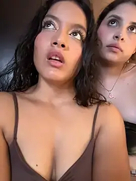 Stripchat Watch Live Sex Cams of TheAlejandroDolls