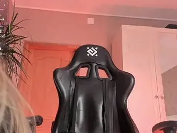 Stripchat Free Live Porn of nicky_one_love
