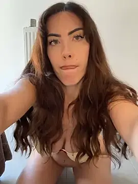 Stripchat Best live sex cam show of Eyline