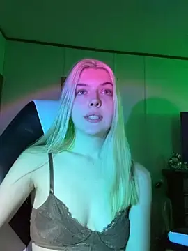 Stripchat Best Webcam of Rainsworld420