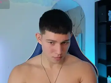 Stripchat Free Live Porn of JamesCr_