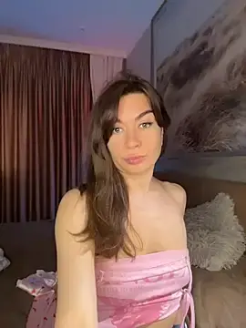 Stripchat Free Live Porn of Mary_Kiitty