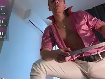Stripchat Sex Cam of S3Xyes