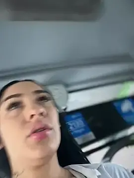 Stripchat Sex Cam of __IRIS__