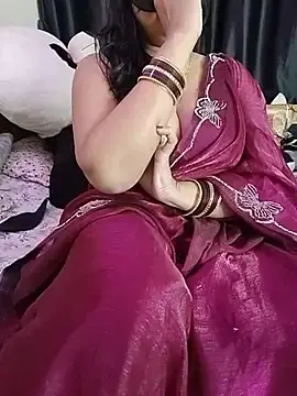 Stripchat Sex Chat of kaamuk_shweta